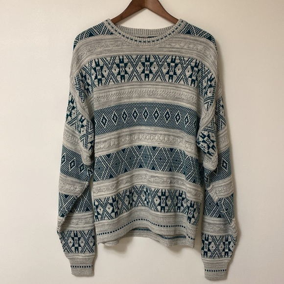 Retro Sweater - Picture 6 of 7